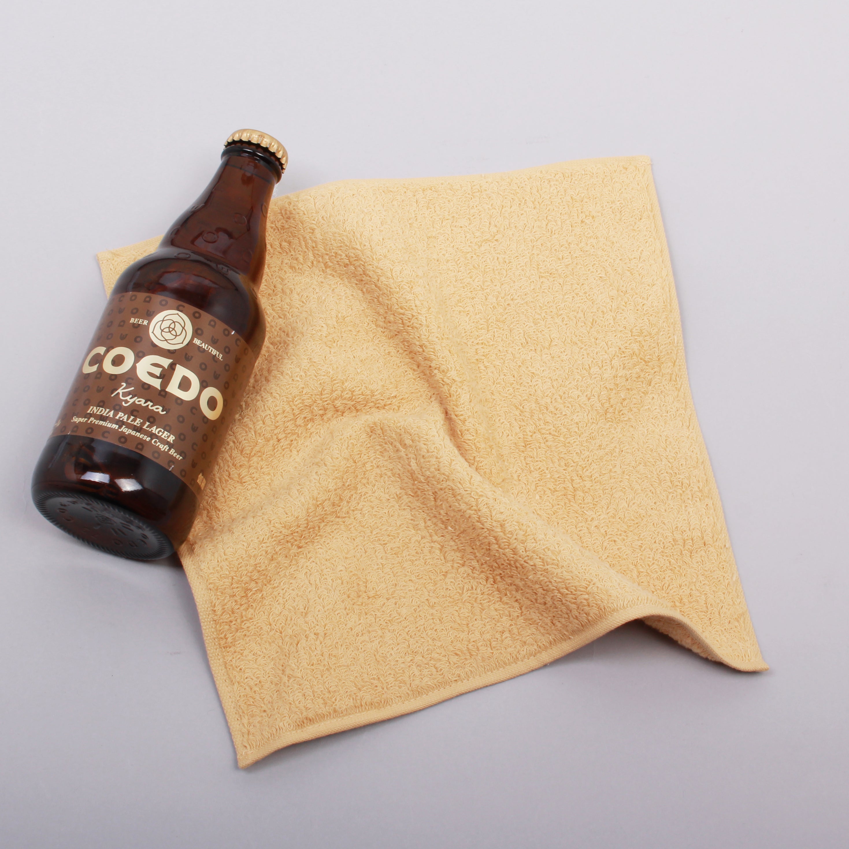 COEDO 伽羅 Kyara ビール染めタオル付き タオルハンカチ 25cm x 25cm 今治タオル